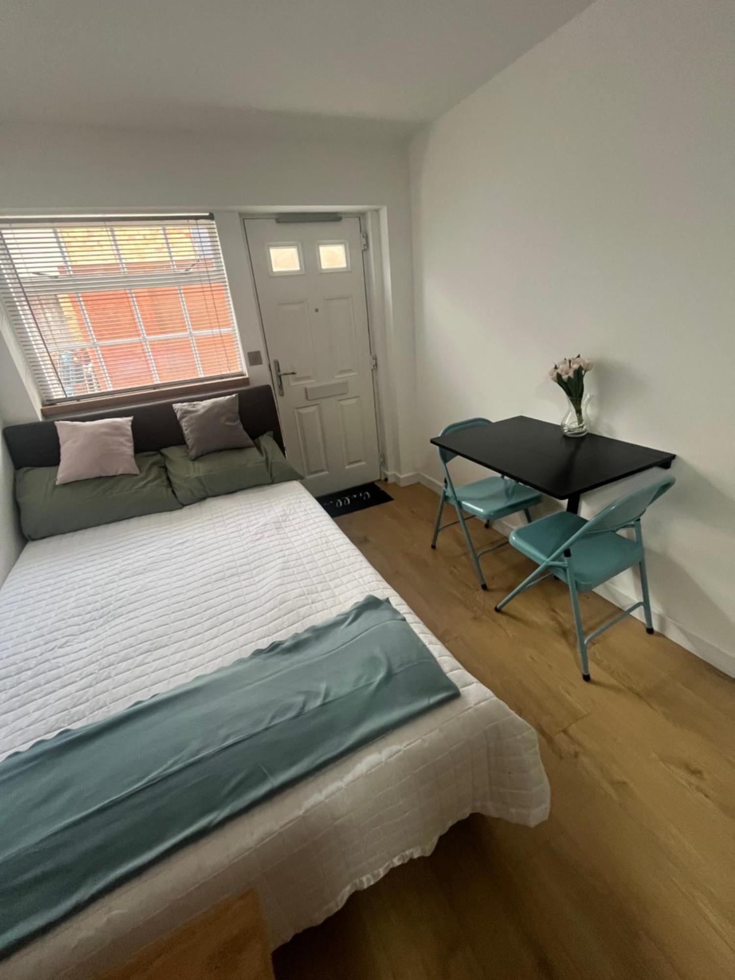 Teddington Little Gem Apartment London Exterior photo